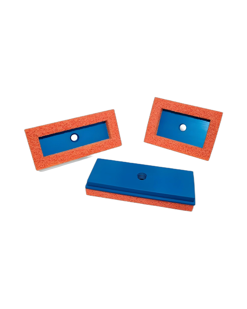 Rectangular flat foam rubber vacuum cups with supports